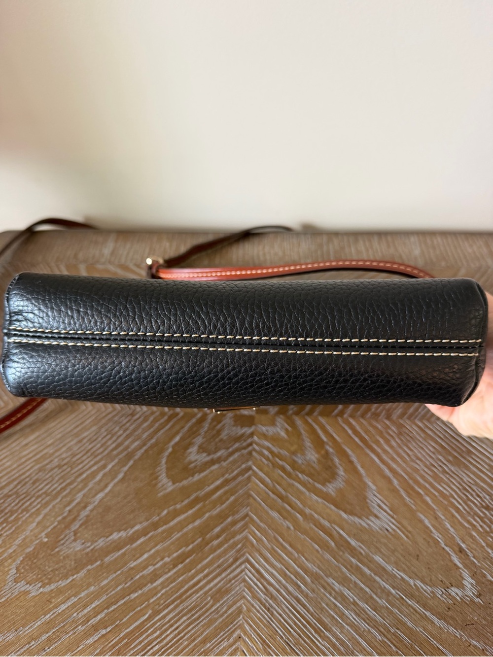 Dooney & Bourke Leather Crossbody Purse - Picture 6 of 10